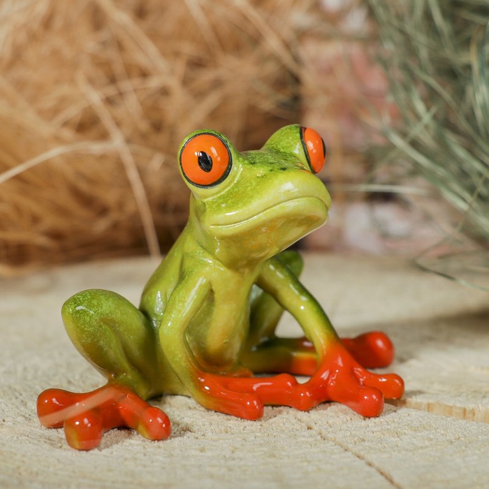 Сувенир полистоун "Лягушка сидит" 7х9 см