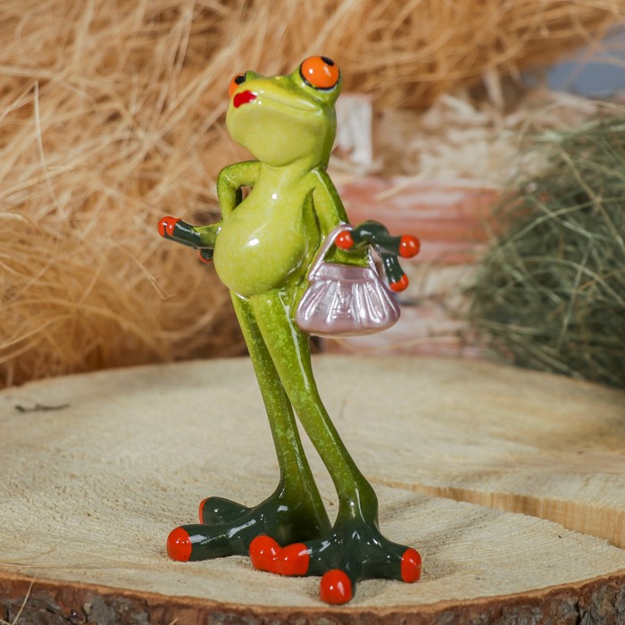 Сувенир полистоун "Красотка" 8х15х5,5 см