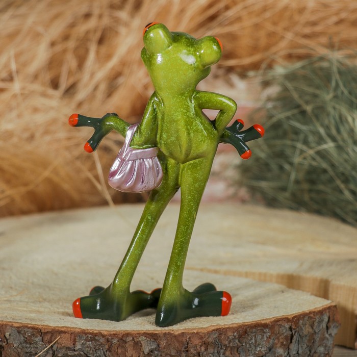 Сувенир полистоун "Красотка" 8х15х5,5 см