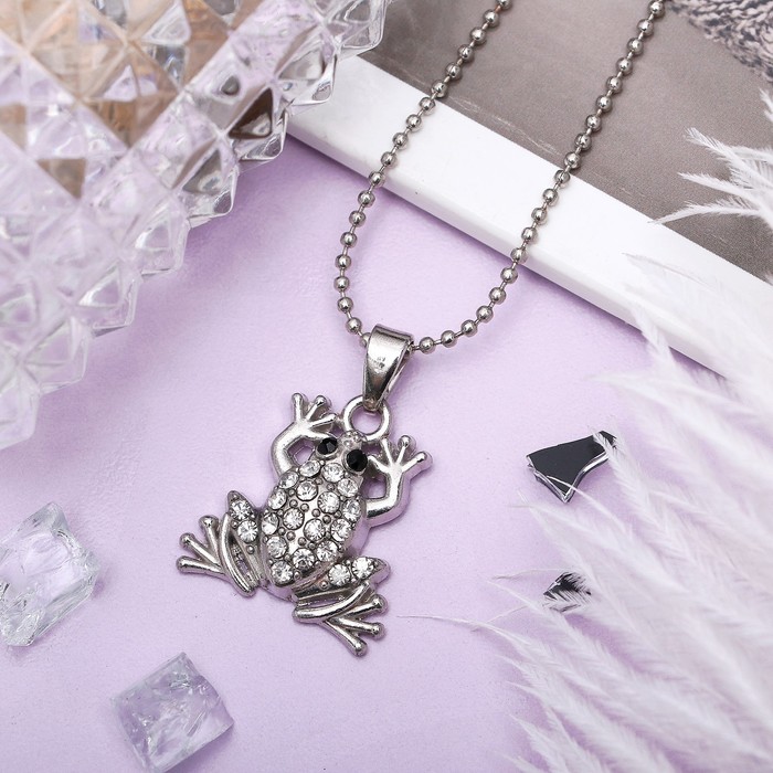 Кулон "Лягушка", цвет белый в серебре, 40 см