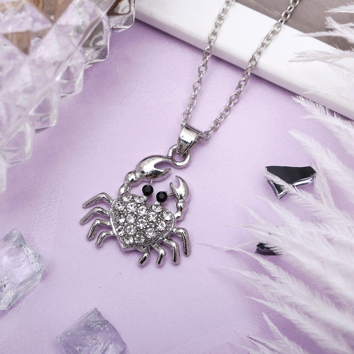 Кулон "Крабик", цвет белый в серебре, 40 см