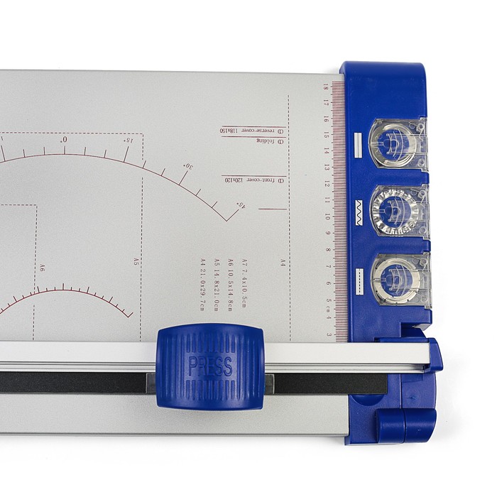 Резак для бумаги роликовый А4, до 3 листов, безопасное лезвие, длина реза 320мм