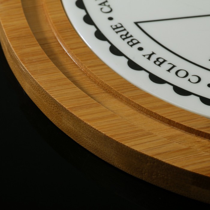 Блюдо с крышкой 25х25х19 см "Эстет. Сыр"