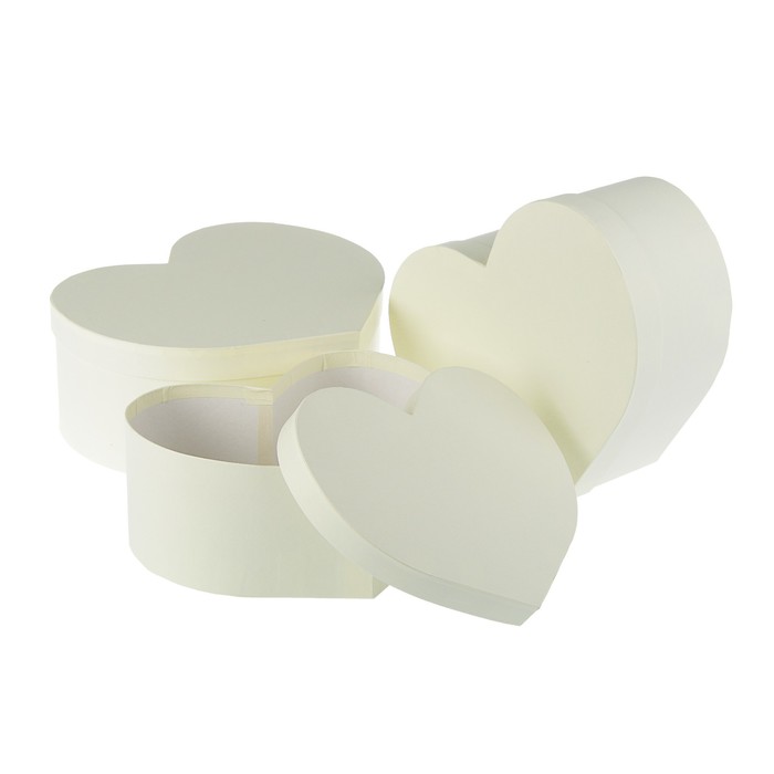 Набор коробок в форме сердца 3в1 "Сливочный холст", 29 х 24 х 12 - 25 х 20 х 10 см