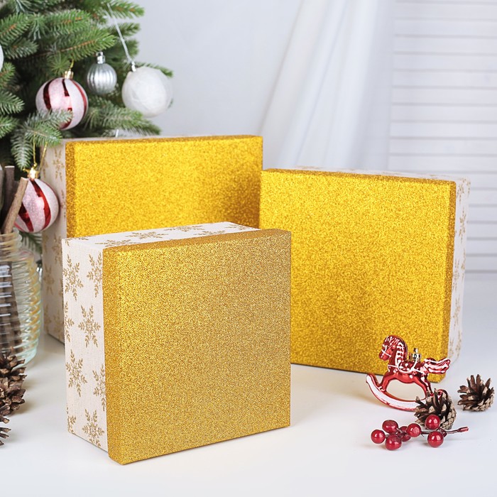 Набор коробок 3в1, 22,6 х 22,6 х 11,8 - 17,5 х 17,5 х 9,8 см