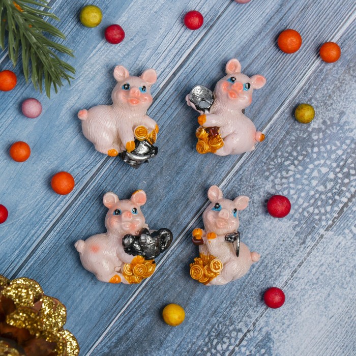 Магнит полистоун "Хрюшка кладоискатель" МИКС 3,5х3 см