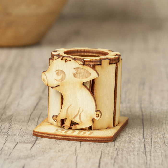 Держатель для зубочисток для декора "Свинка-2" из фанеры 5х5х6 см