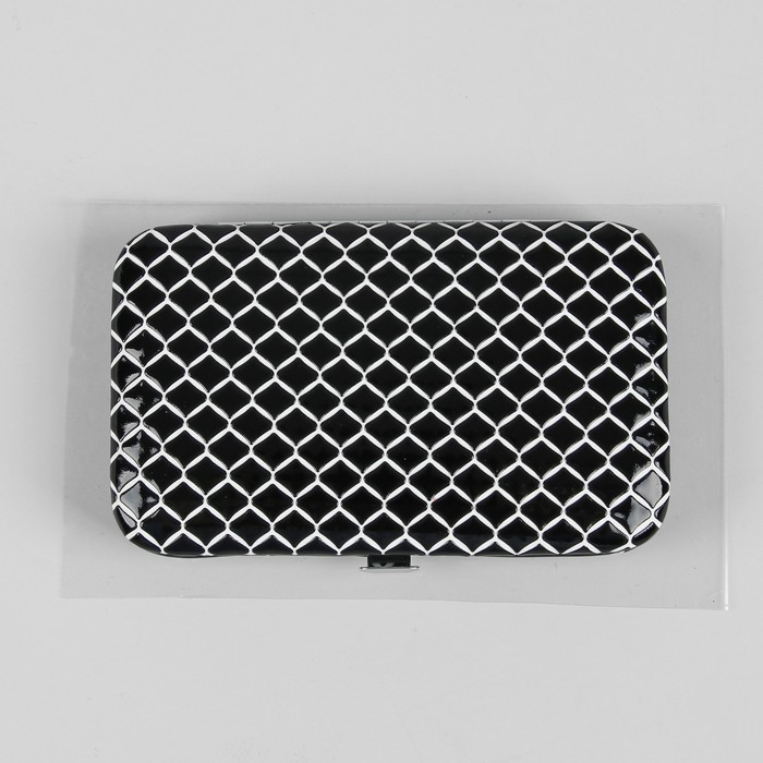 Набор маникюрный, 7 предметов, цвет чёрный/белый