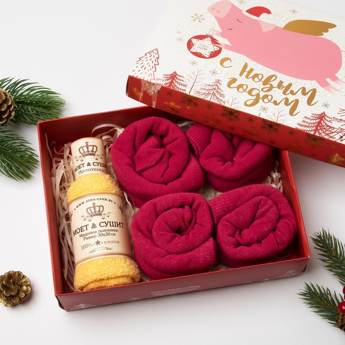 Набор KAFTAN "С новым годом" полотенце 30х30 см и жен.носки 4 пары, хлопок