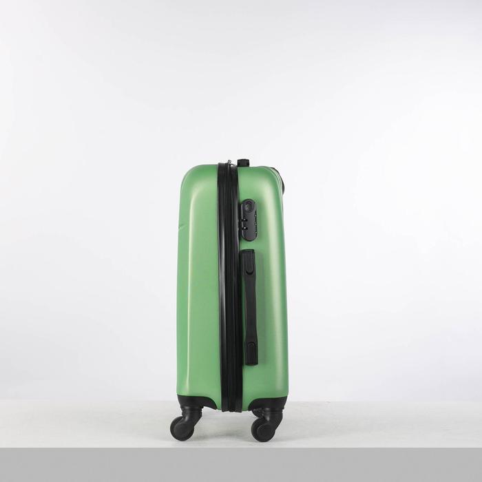 Чемодан малый Урбан, 20", отдел на молнии, кодовый замок, 4 колеса, цвет салатовый