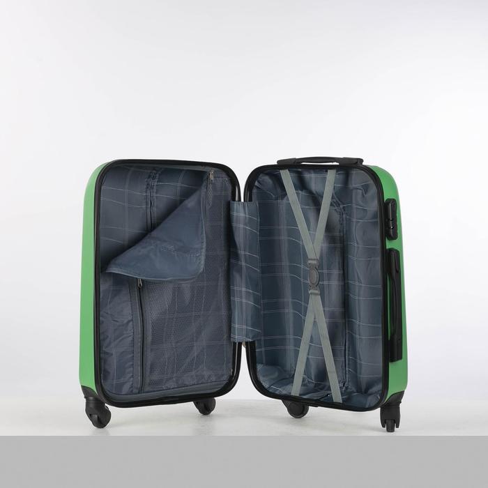 Чемодан малый Урбан, 20", отдел на молнии, кодовый замок, 4 колеса, цвет салатовый