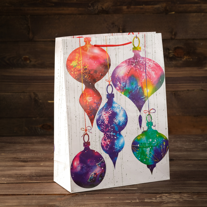 Пакет подарочный "Новогодние игрушки", 26 х 36 х 11,5 см