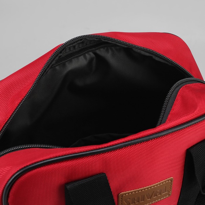 Сумка молодёжная, отдел на молнии, длинный ремень, цвет красный