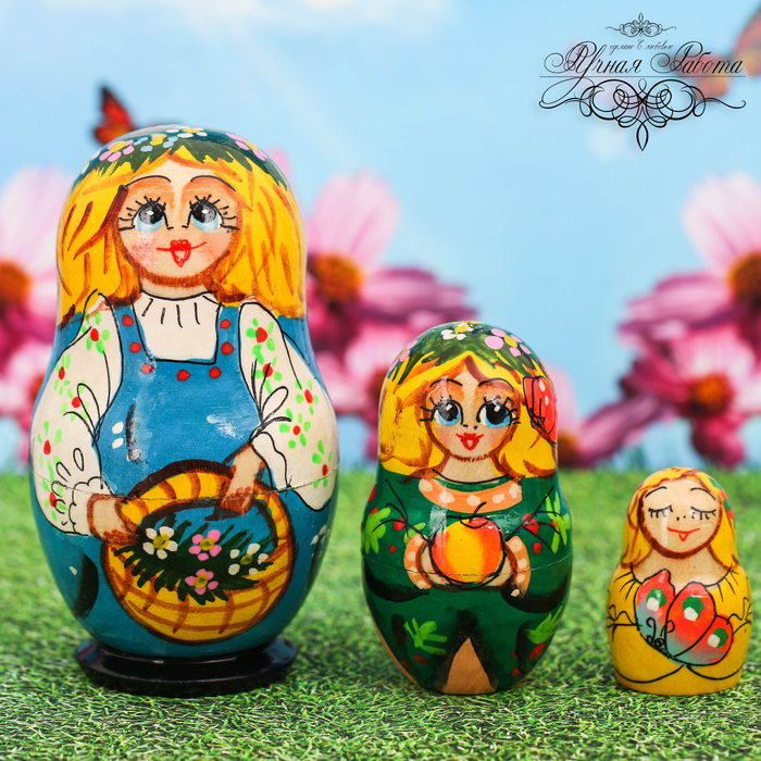 Матрешка 3 кукольная "Девочка в сарафане" 9 см