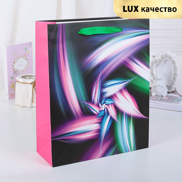 Пакет подарочный "Вихрь", люкс, 30 х 12 х 43 см