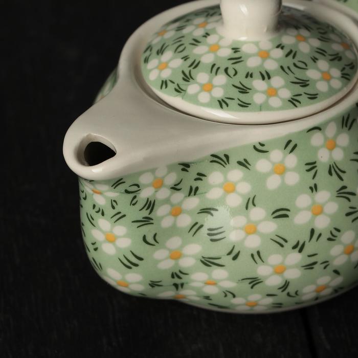 Чайник заварочный 200 мл "Весеннее цветение", с металлическим ситом, цвет зеленый