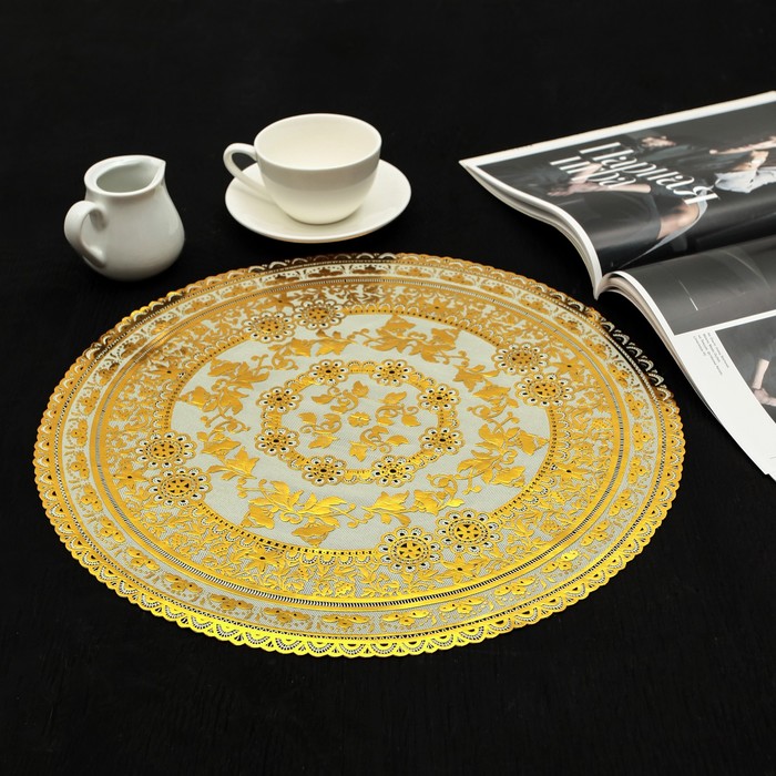 Салфетка ажурная ПВХ 38 см "Лепестки", цвет золото