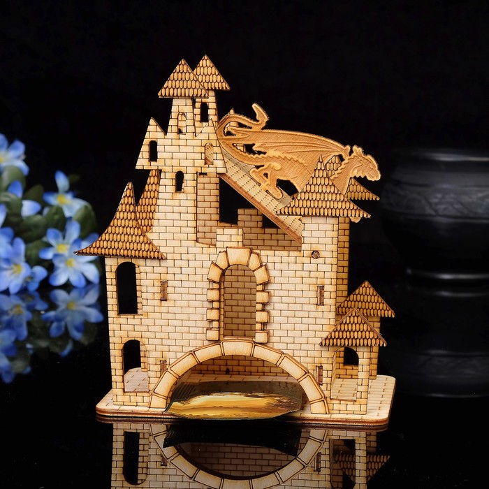 Чайный домик «Кирпичный замок» 10х15х18см