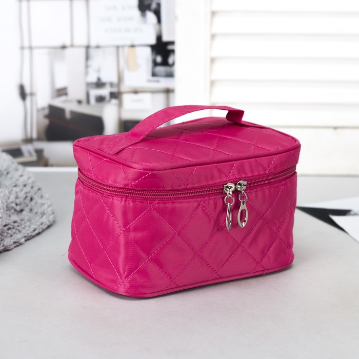 Косметичка-сундучок "Строчка", отдел на молнии, зеркало, цвет малиновый