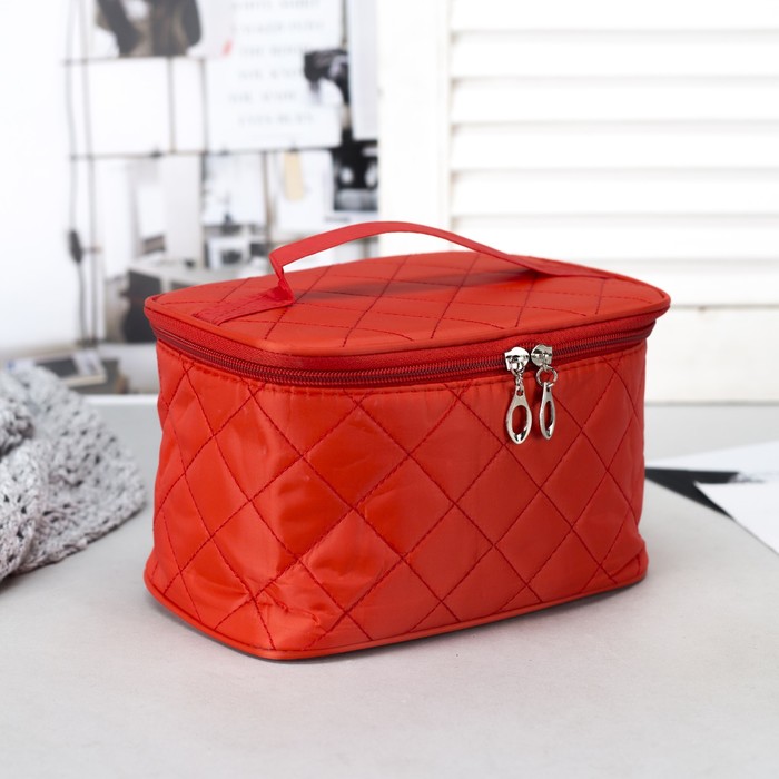 Косметичка-сундучок "Строчка", отдел на молнии, зеркало, цвет красный