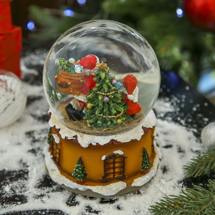 Сувенир полистоун водяной шар музыкальный "Дедушка мороз и девочка" 14х11х11 см