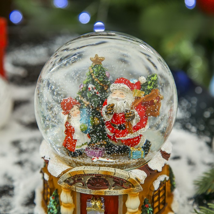 Сувенир полистоун водяной шар музыкальный "Дедушка мороз и девочка" 14х11х11 см