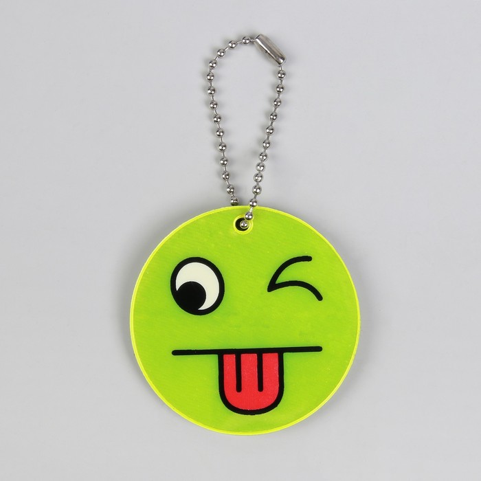 Светоотражающий элемент "Смайлик, язык", двусторонний, d=5,3см, на цепочке