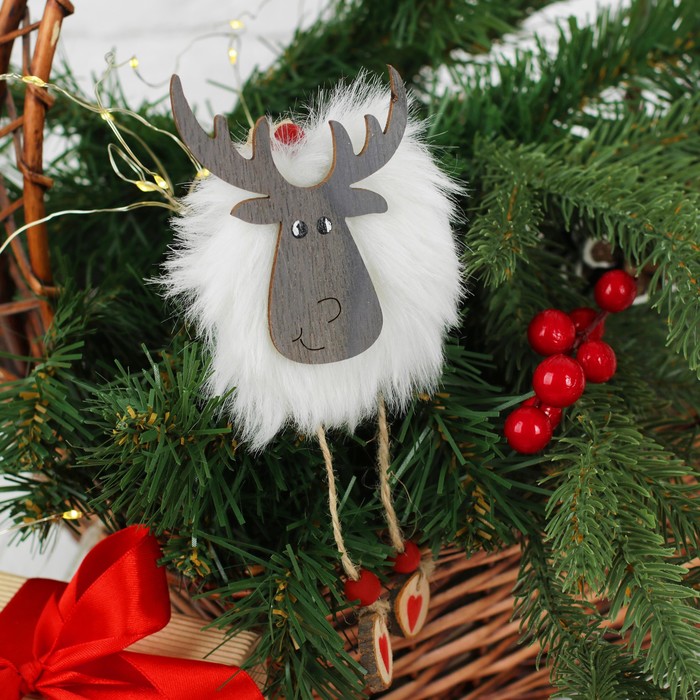 Подвеска новогодняя "Меховой олень", цвет серый