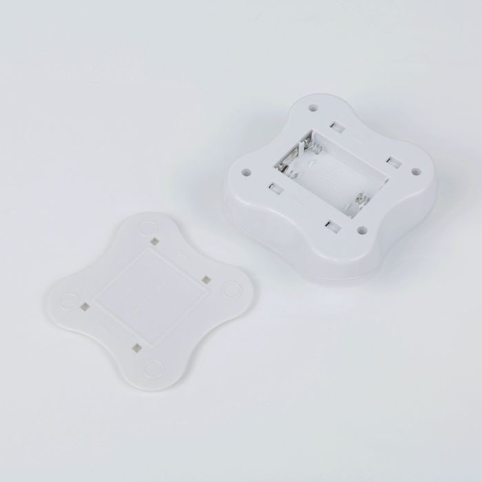 Брошюра с вырубкой в виде персонажа. Ми-Ми-Мишки (205*285мм)