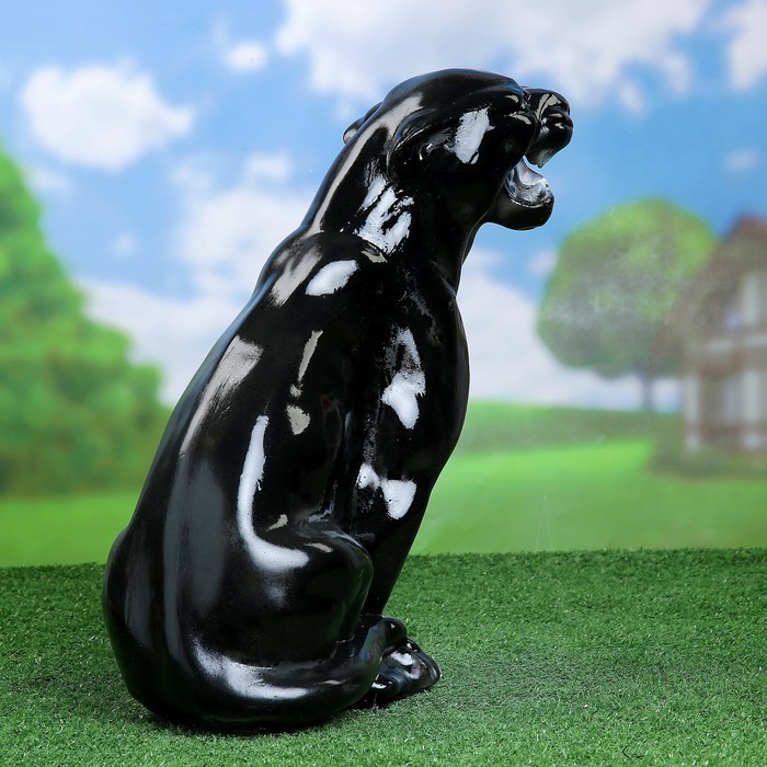 Садовая фигура "Пантера сидя"