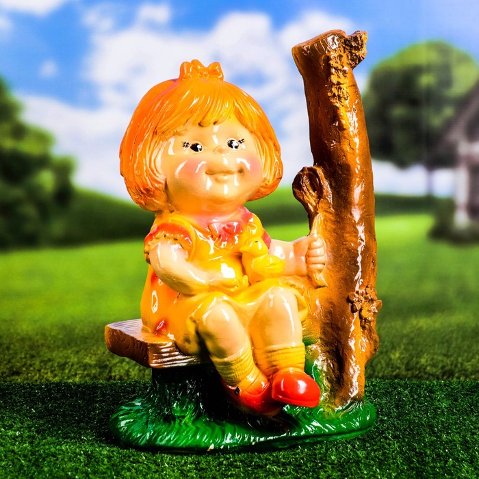 Садовая фигура "Девочка у дерева" 23х28х40см