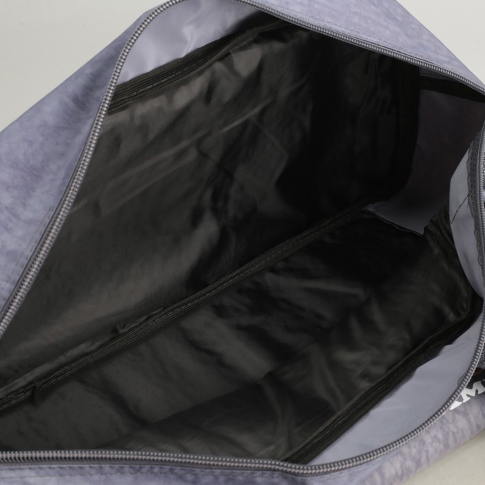 Сумка спортивная, отдел на молнии, 2 наружных кармана, длинный ремень, цвет серый