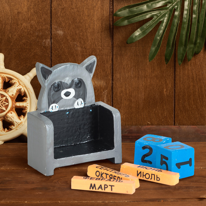 Вечный календарь "Енот"