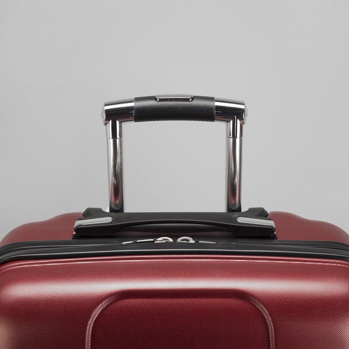 Чемодан средний 24", отдел на молнии, кодовый замок, 4 колеса, цвет металл/бордовый