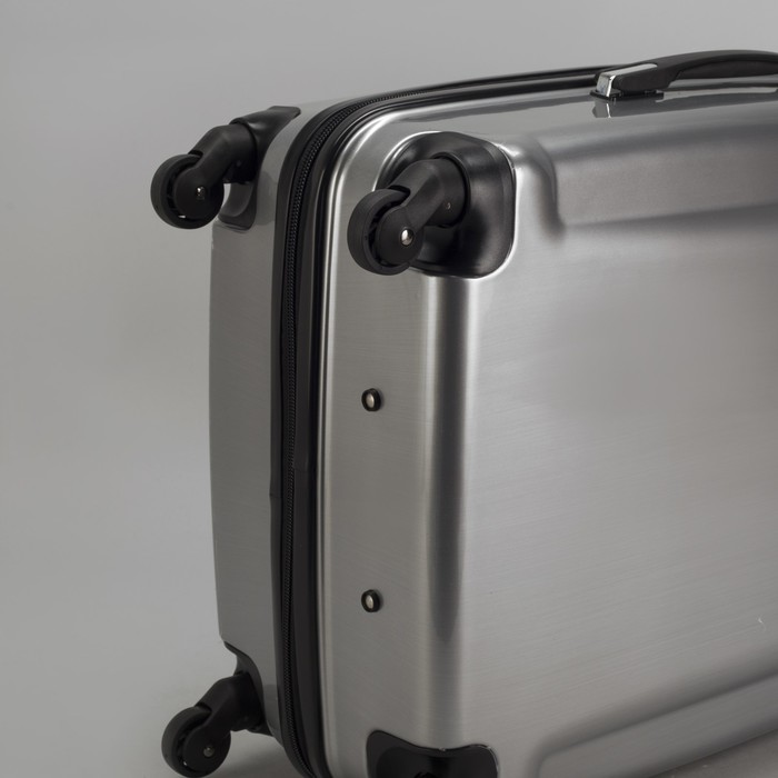 Чемодан средний 24", отдел на молнии, кодовый замок, 4 колеса, цвет серебристый
