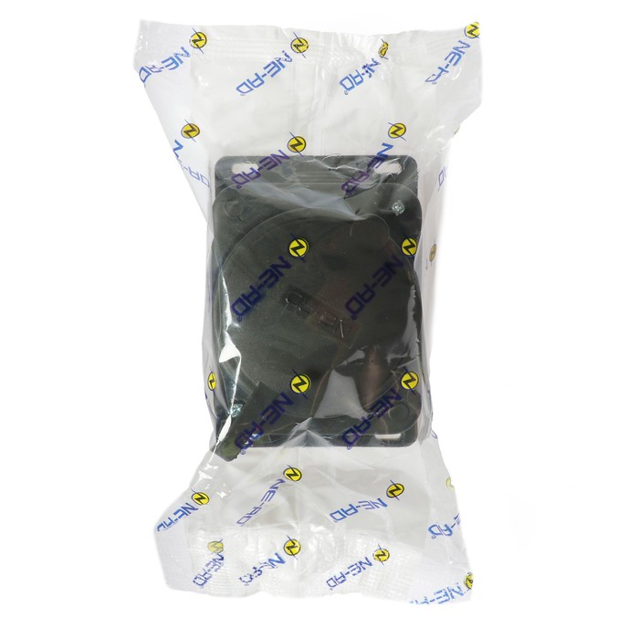 Колодка штепсельная NE-AD, каучук, 1 розетка, 16 А, с крышкой, с з/к, IP44, черная