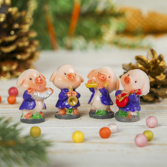 Сувенир полистоун "Хрюша музыкант" МИКС 3,8х2,5х2,4 см