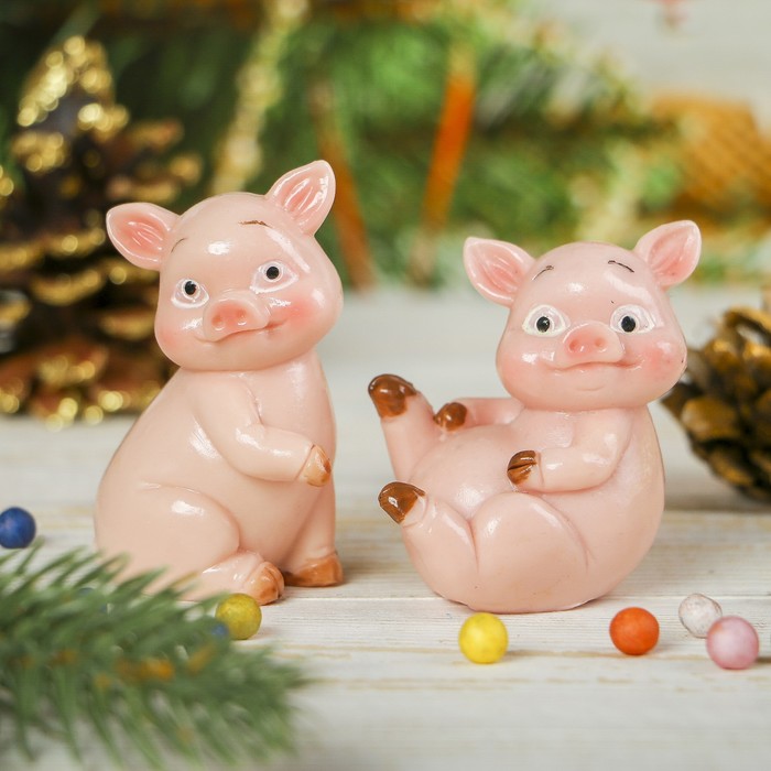 Сувенир полистоун "Хрюша скромник" МИКС  6,8х4х3,7 см