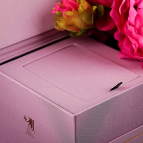 

Коробка подарочная, 35 х 15 х 10,5 см