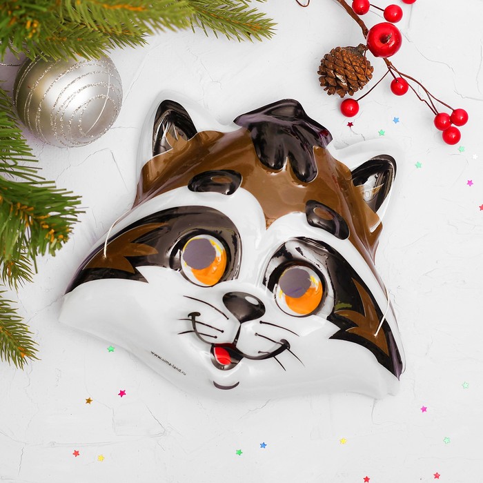 Маска "Енот"