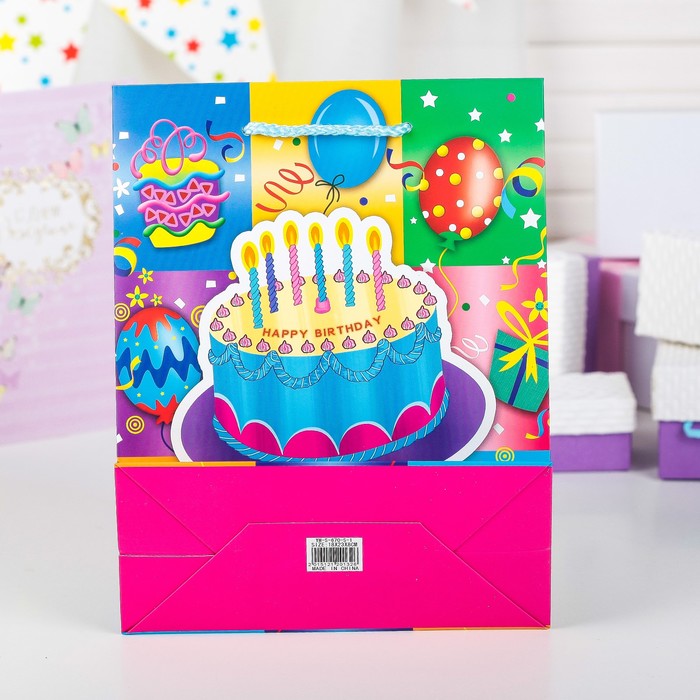 Пакет подарочный "С Днём Рождения", люкс, 18 х 8 х 23 см