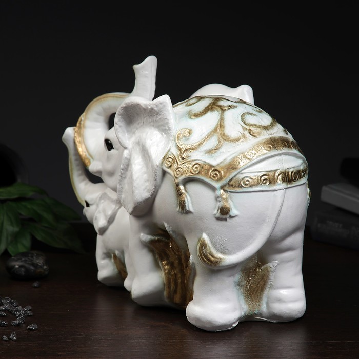 Статуэтка "Слон со слонёнком средний" 16х33х25см бело-золотой
