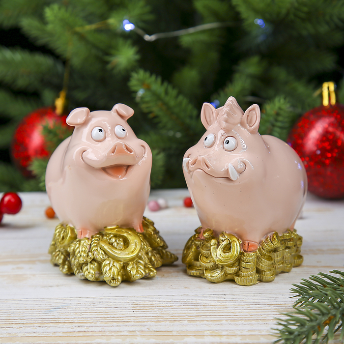 Копилка полистоун лак "Свинка с пшеницей/Кабанчик с подковами" МИКС 9,5х9х6 см