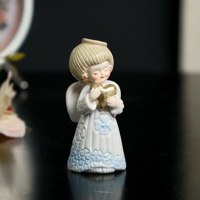 Сувенир полистоун лак "Ангелочек в небесно-голубом платье молится/с сердцем"МИКС 6,5х4х3см