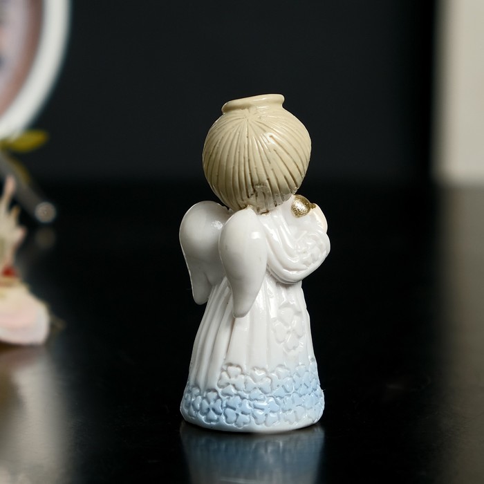 Сувенир полистоун лак "Ангелочек в небесно-голубом платье молится/с сердцем"МИКС 6,5х4х3см