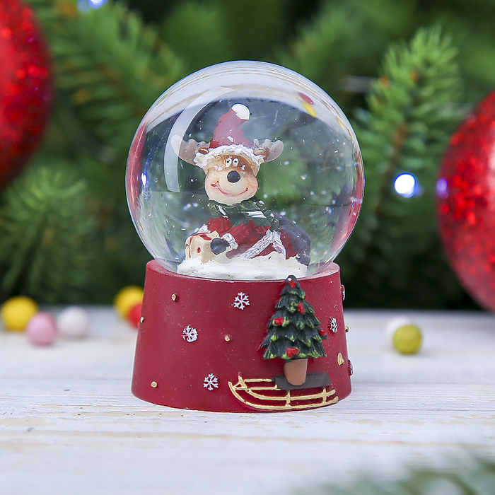 Сувенир полистоун водяной шар "Лосик" 6,5х4,5х4,5 см