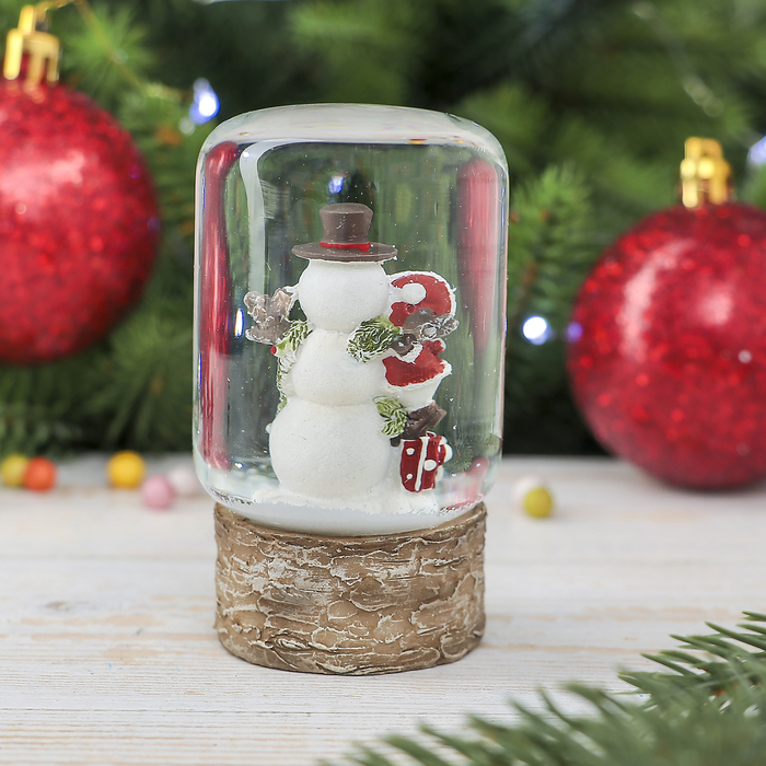 Сувенир полистоун водяной шар "Снеговички" 9х5х5 см