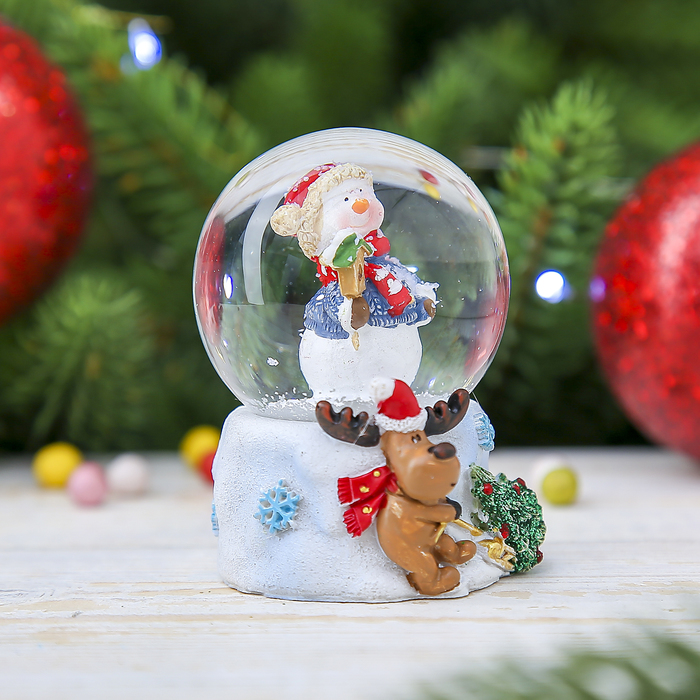 Сувенир полистоун водяной шар "Снеговик со скворечником" 6,5х5х4,5 см
