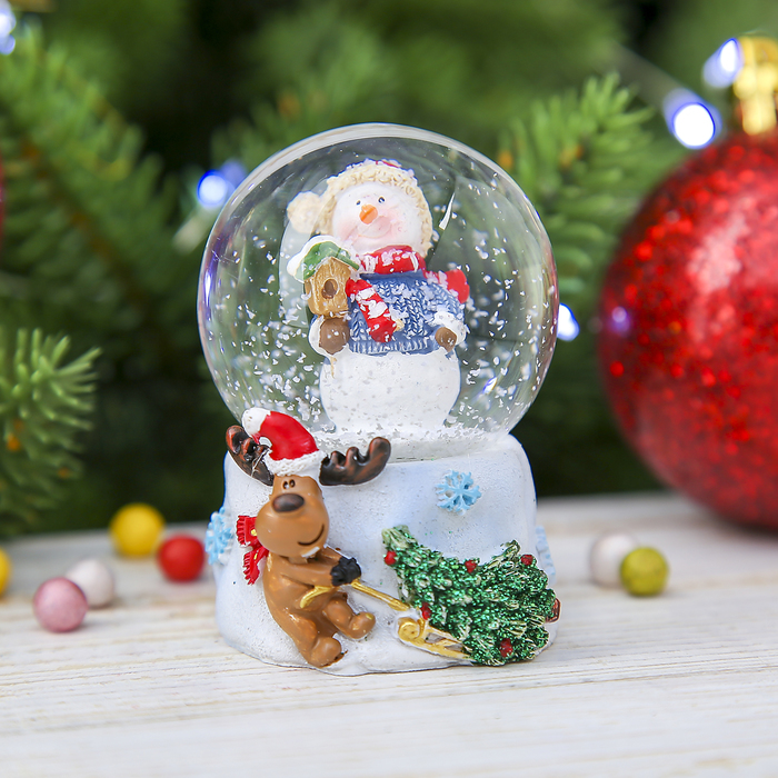 Сувенир полистоун водяной шар "Снеговик со скворечником" 6,5х5х4,5 см