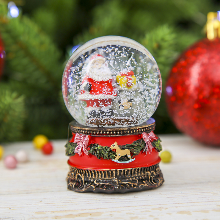 Сувенир полистоун водяной шар "Дедушка мороз и мешок подарков" 7х4,5х4,5 см